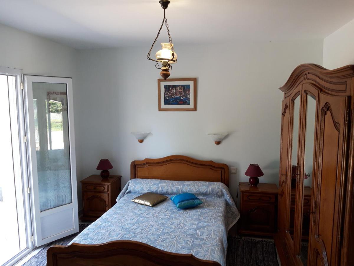 En Rez De Chaussee De Maison Apartment